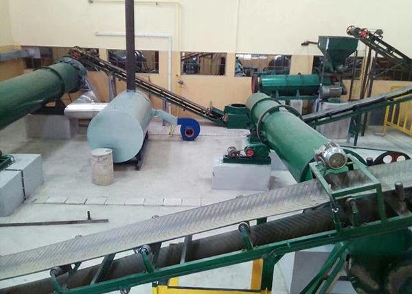 Dây chuyền sản xuất phân hữu cơ phân gà Nhà máy sản xuất phân bón 10t / H