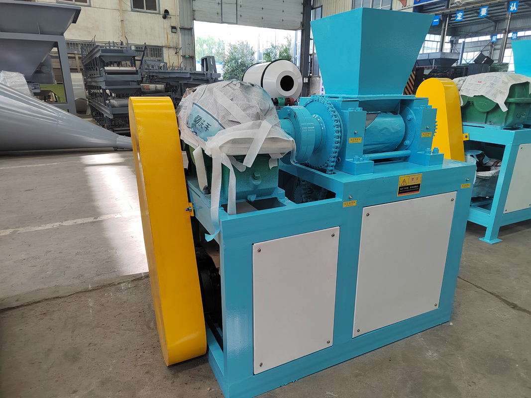 Kích thước ăn 0,5mm Granulator phân bón hợp chất cho phân bón và hạt hình bầu dục