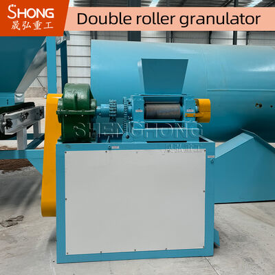 Granulator cuộn kép với kích thước cuộn 186 * 300mm cho sản xuất phân bón, độ ẩm 2% -8% và công suất 18,5KW